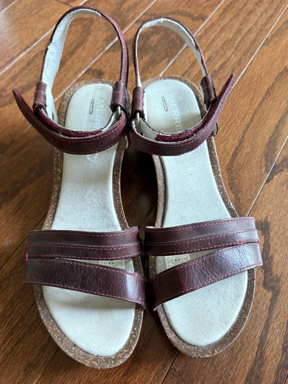 Merrell Burgundy Leather sandals, size 6